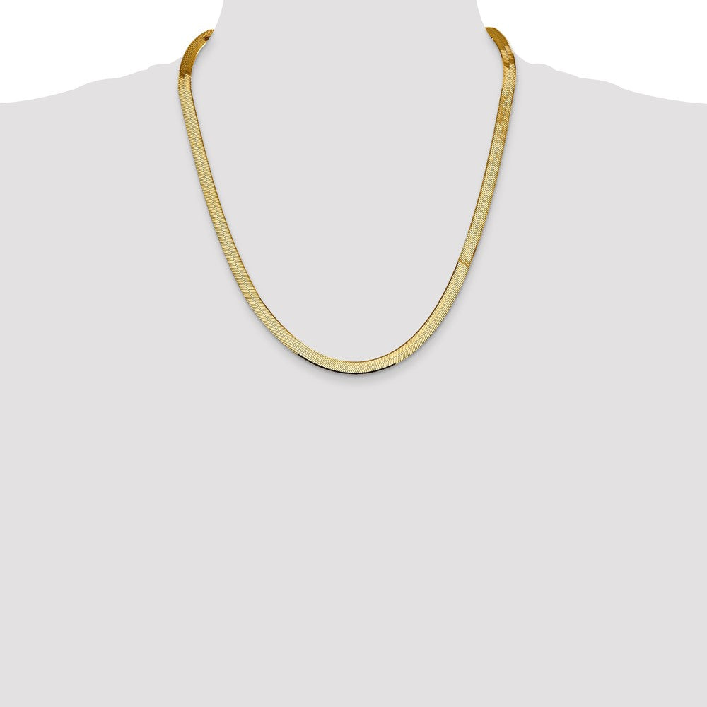 22 Inch 10K Yellow Gold 5.5mm Silky Herringbone Chain Necklace