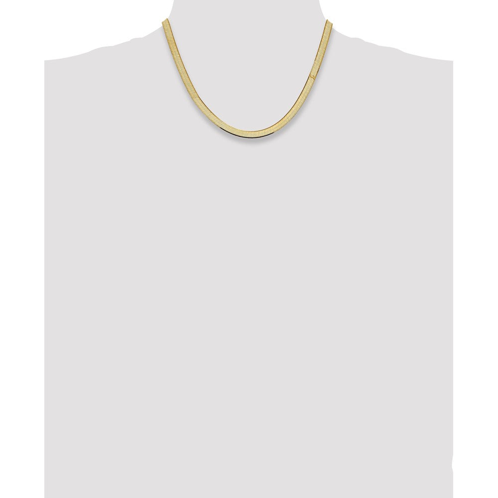 14K Yellow Gold 18 Inch 5.5mm Silky Herringbone With Lobster Clasp Chain Necklace