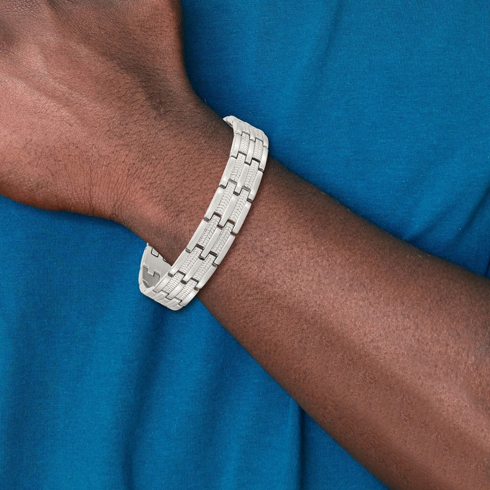 Stainless Steel Chisel Brushed Polished And Textured 8.75 Inch Link Bracelet