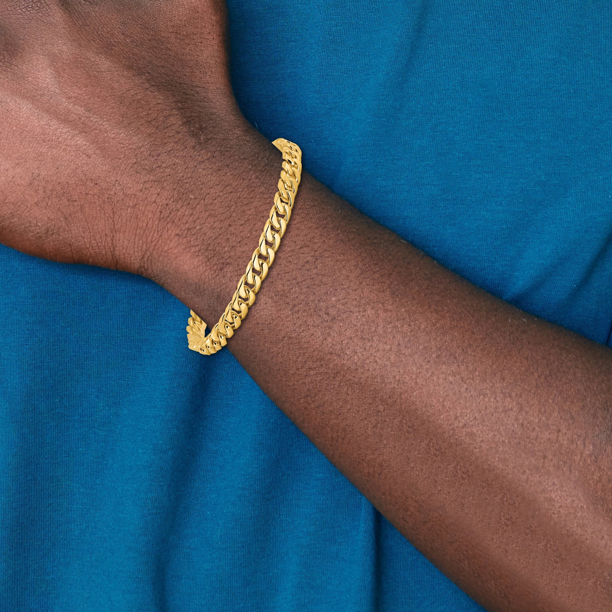10K Yellow Gold 6.8mm Hand-Polished Flat Beveled Curb Link Bracelet