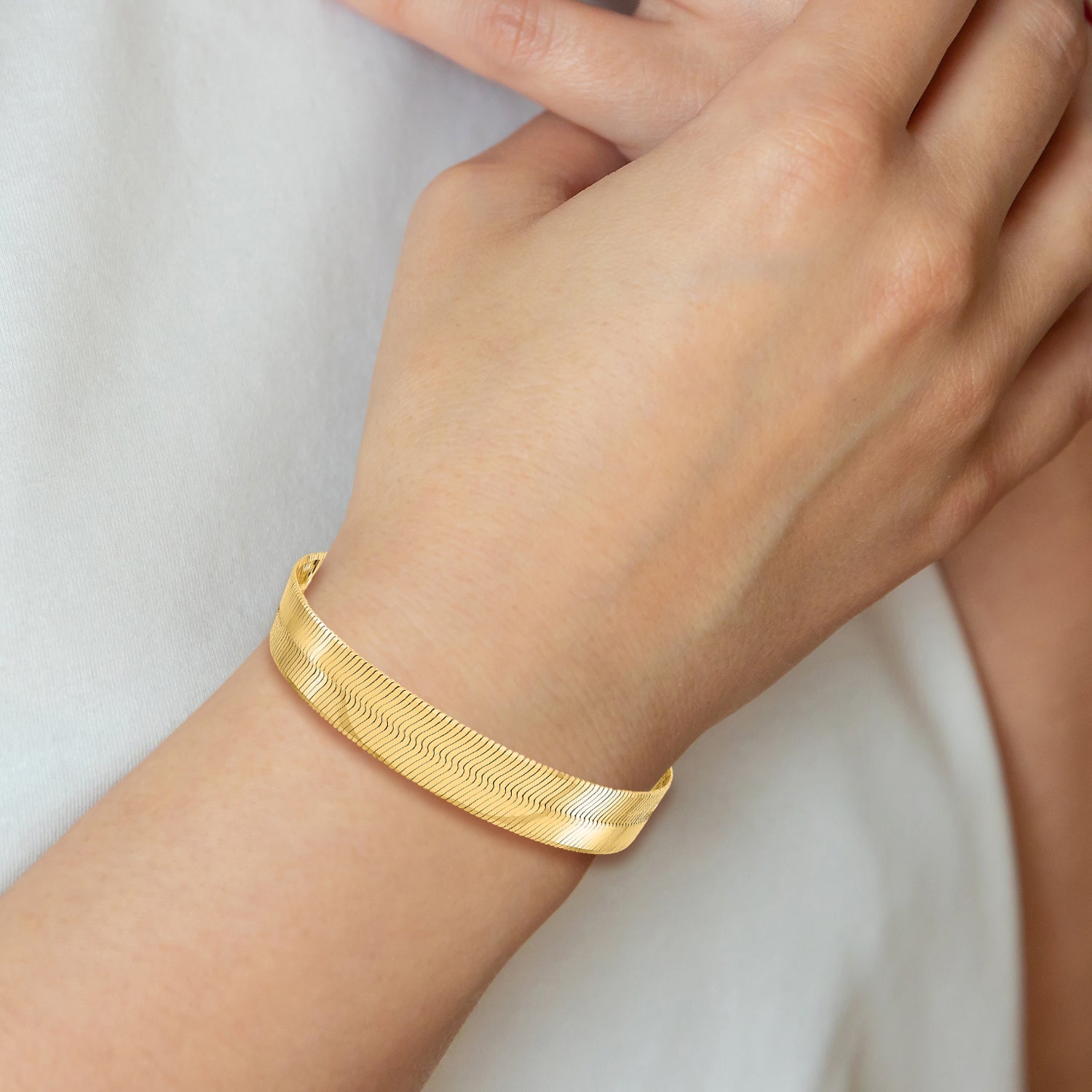 8 Inch 10K Yellow Gold 10K 10mm Silky Herringbone Chain Bracelet