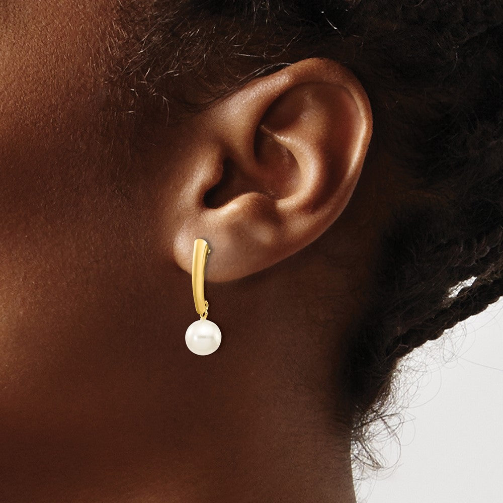 10K Yellow Gold 10K 6-7mm White Round Freshwater Cultured Pearl Post Dangle Earrings