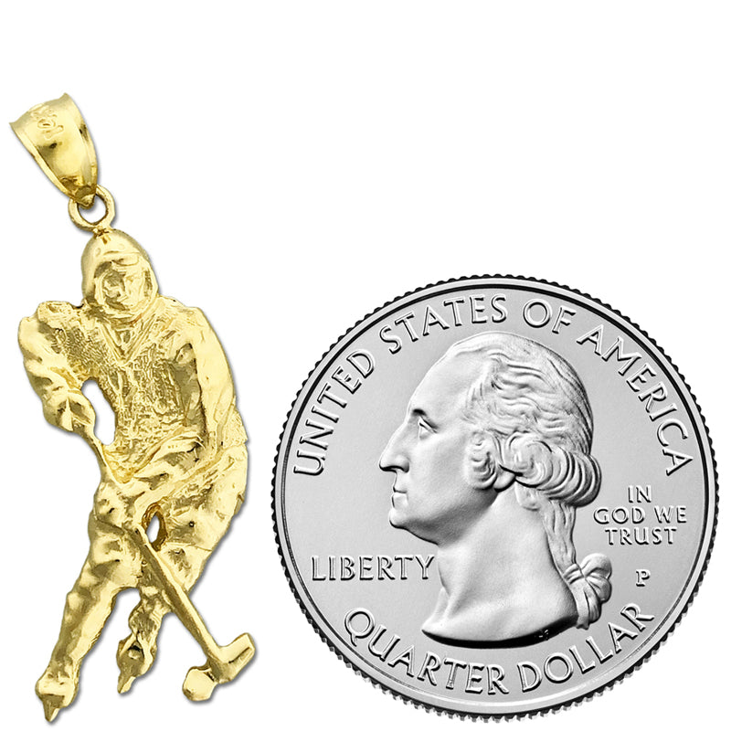 14K Gold Hockey Player Pendant