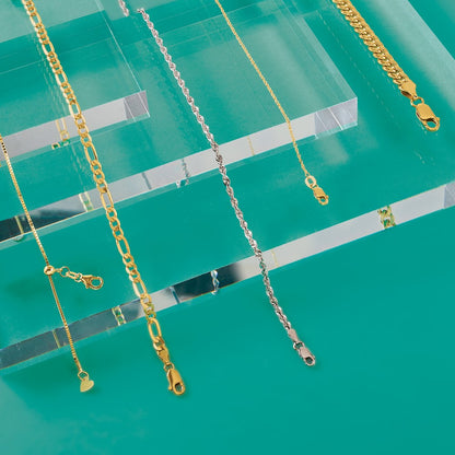 22 Inch 10K Adjustable .9mm Box Chain Necklace