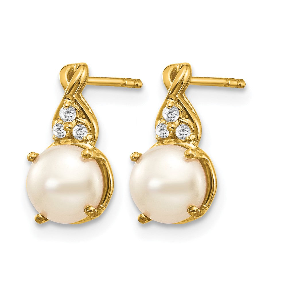 10K Yellow Gold Fwc Pearl And Diamond Earrings