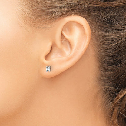 14K White Gold 1/2 Ctw Certified Lab Grown Diamond Vs+ F+ Radiant 4 Prong Heavy Wt. Stud Earrings