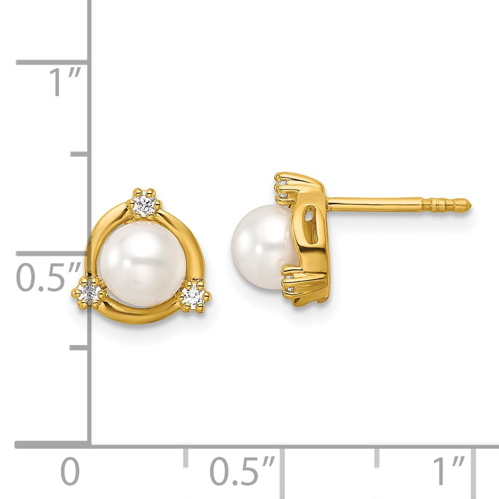 14k Yellow Gold 1/10 Ct. Lab Grown Diamond VS/SI+ G+ and 5.50 mm Round Freshwater Cultured Pearl Post Earrings