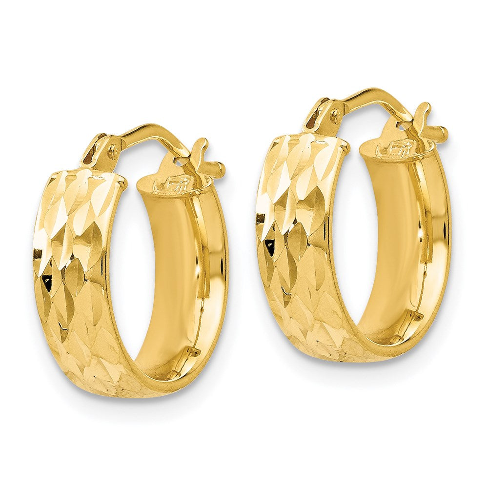 14K Yellow Gold Polished And D/C Hoop Earrings