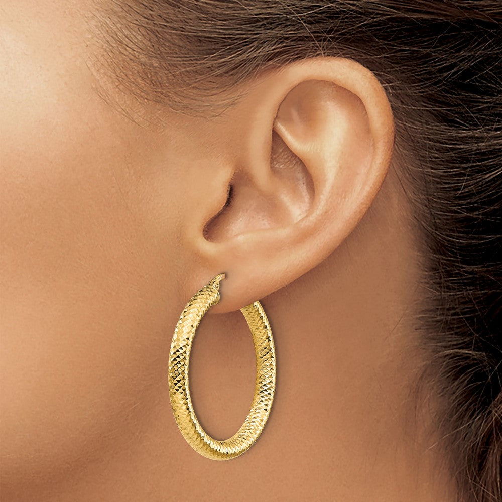 14K Yellow Gold 4X25 D/C Round Hoop Earrings