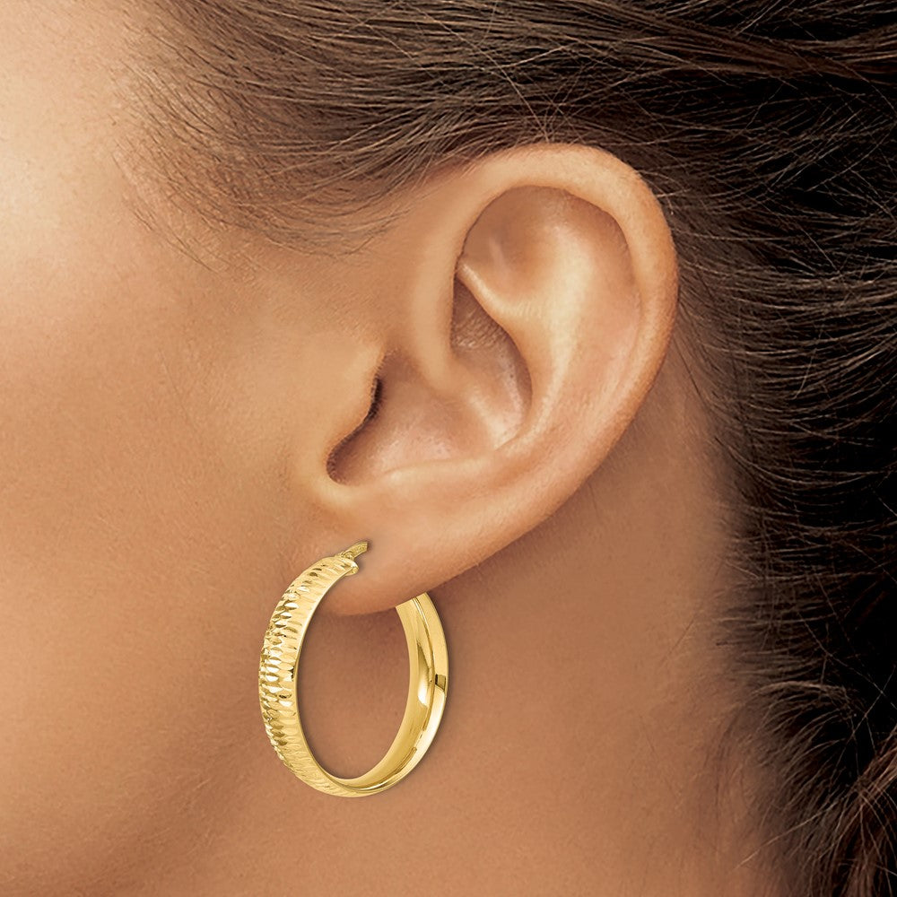 14K Yellow Gold Polished D/C Round Hoop Earrings