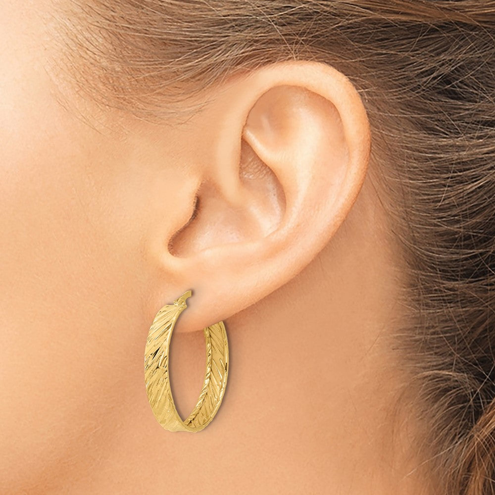 14K Yellow Gold Polished And Textured Round Hoop Earrings