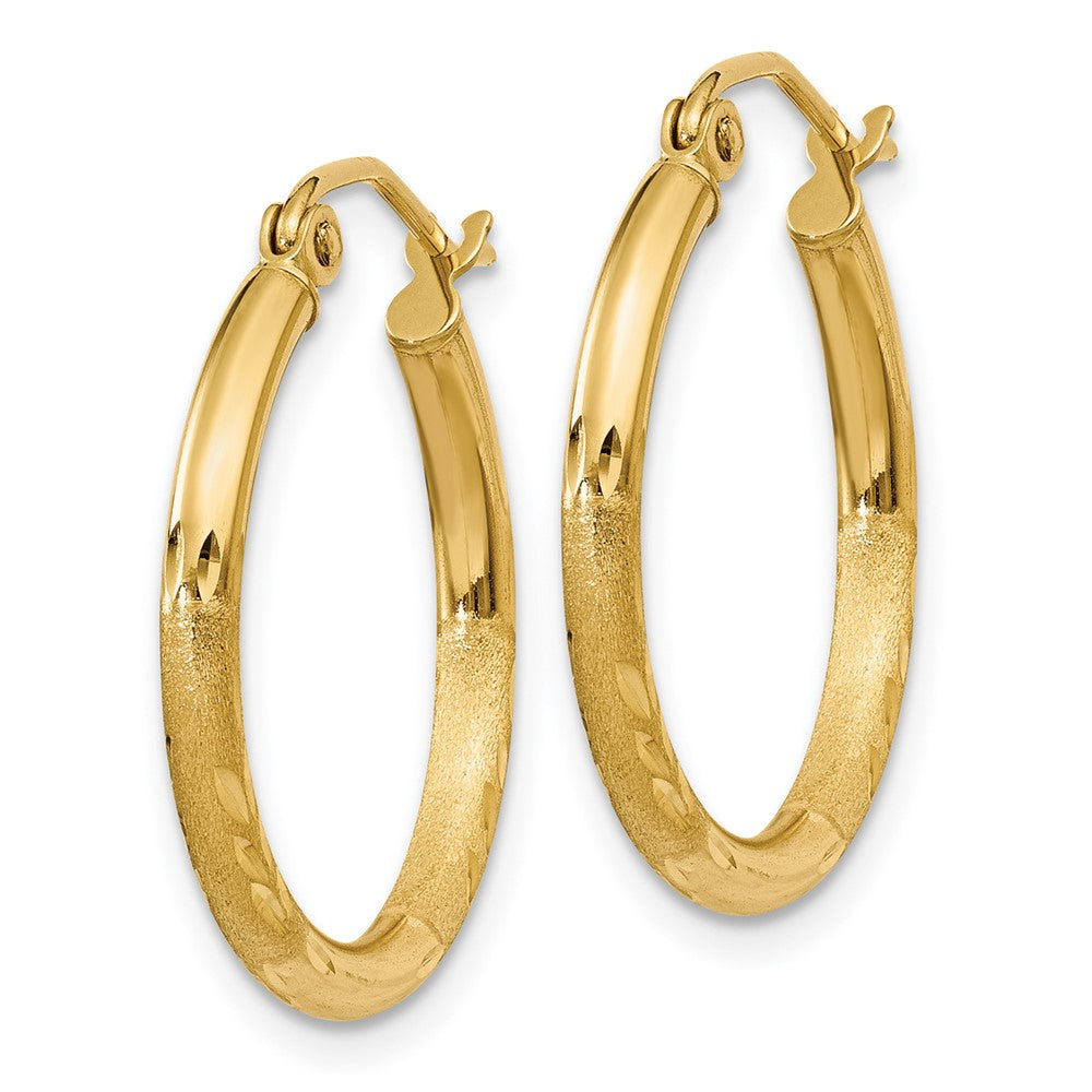 14K Yellow Gold Satin And D/C 2mm Round Tube Hoop Earrings