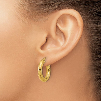14K Yellow Gold Polished Patterned Round Hoop Earrings
