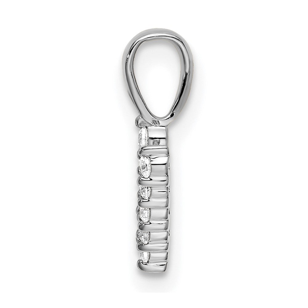 14k White Gold 1/10 Ct. Lab Grown Diamond VS/SI+ G+ Letter V Initial Pendant