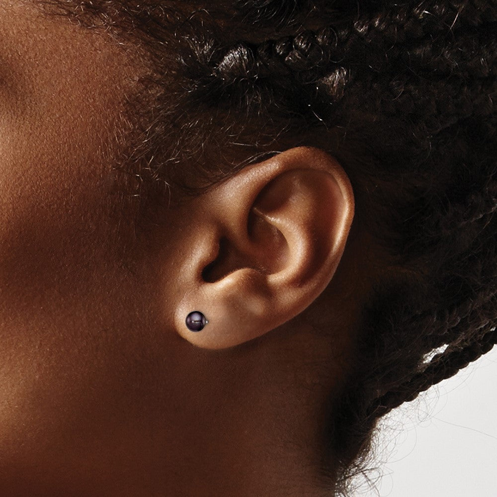 Sterling Silver Rh-Plated 5-6mm Black Fw Cultured Button Pearl Stud Earring