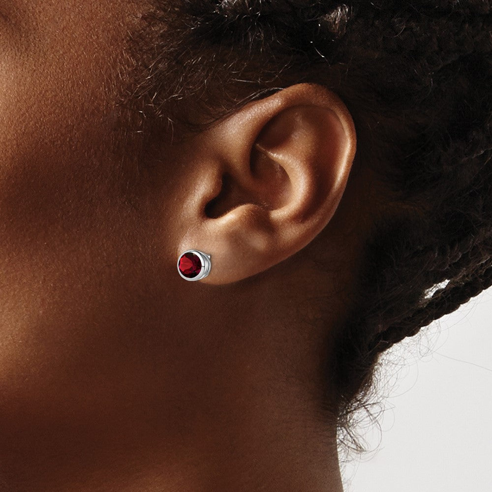 Sterling Silver Rhodium-Plated Garnet Circle Stud Earrings