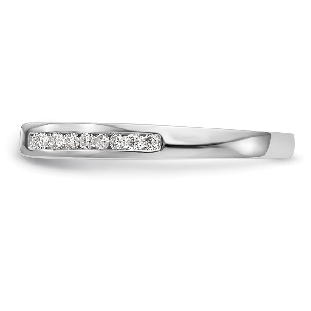 14k White Gold 5/8 Ct. Lab Grown Diamond VS/SI+ G+ 1 Ct. Center Round Shared Prong Engagement Ring
