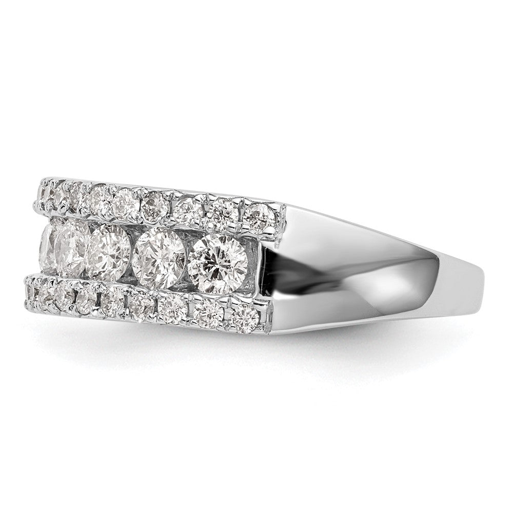 14K White Gold 1.5 Carat Complete Diamond Band