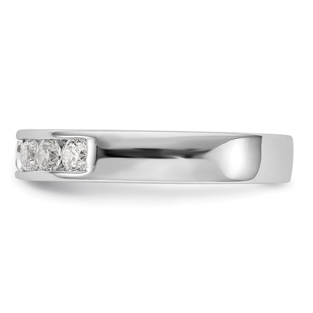 14K White Gold 7 Stone Diamond Channel Band