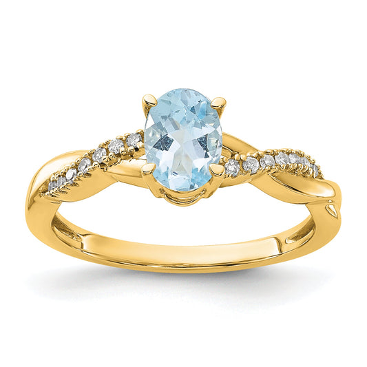 10K Yellow Gold Oval Aquamarine And Diamond Ring