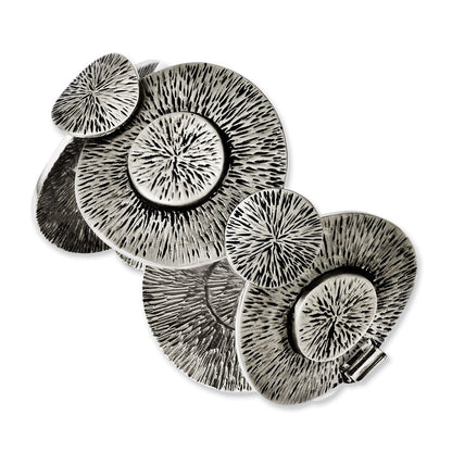 7 Inch Stainless Steel Antiqued Circles 7In Bracelet