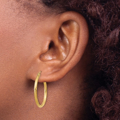 14K Yellow Gold Satin And Diamond-Cut 2mm Round Tube Hoop Earrings