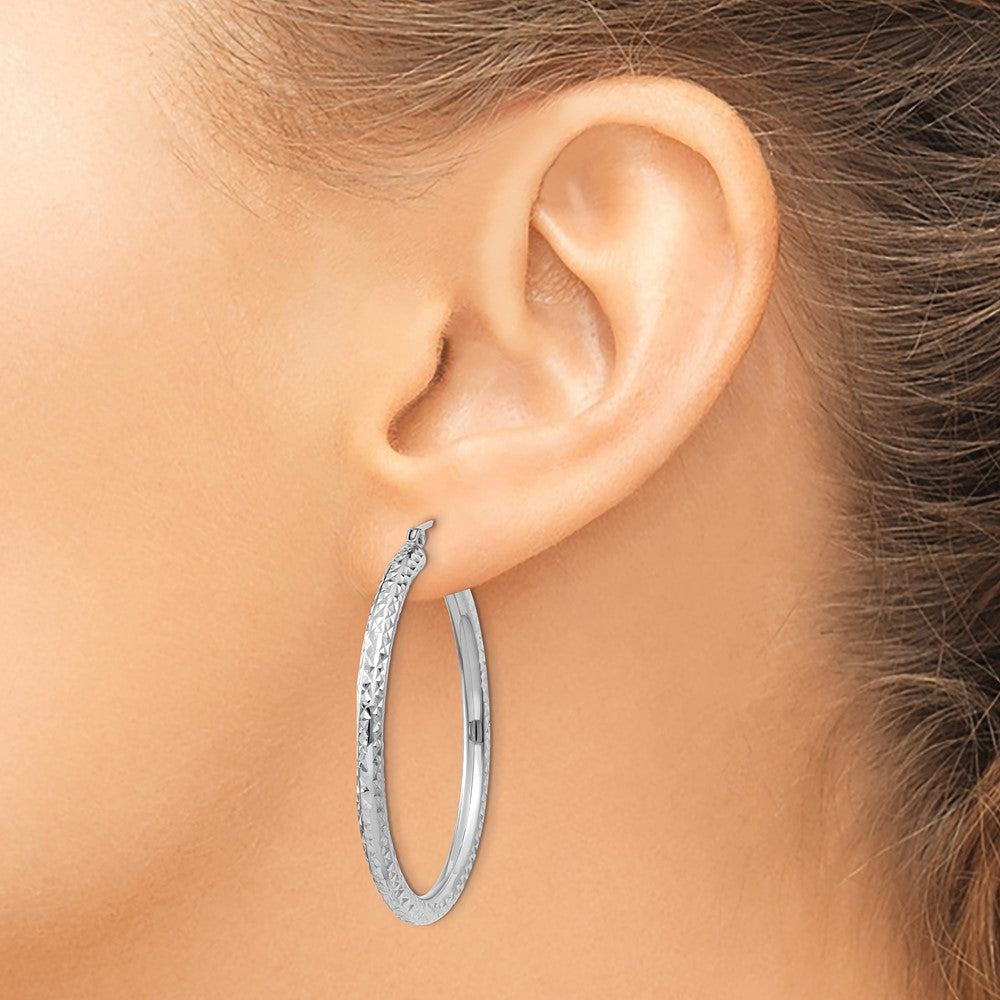 14K White Gold Diamond-Cut 3mm Round Hoop Earrings