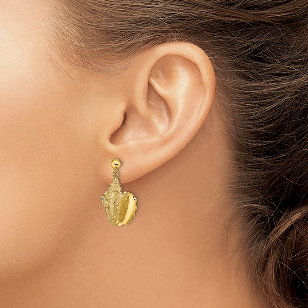 14K Yellow Gold 2-D Conch Shell Dangle Post Earrings