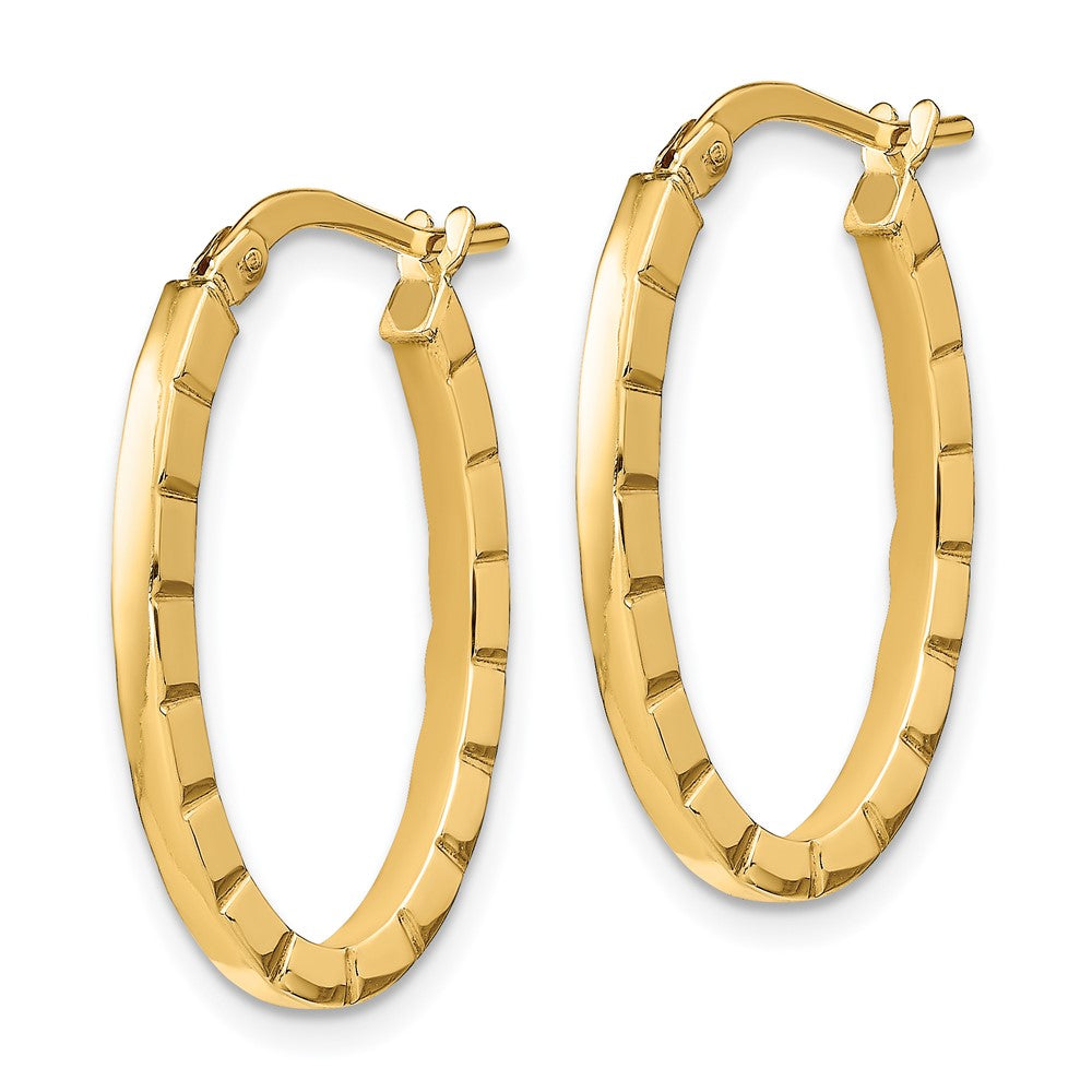 14K Yellow Gold Striped Edge Oval Hoop Earrings