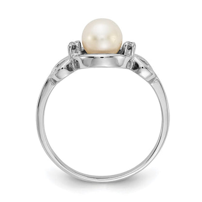 14k White Gold 5.5mm FW Cultured Pearl A Real Diamond ring