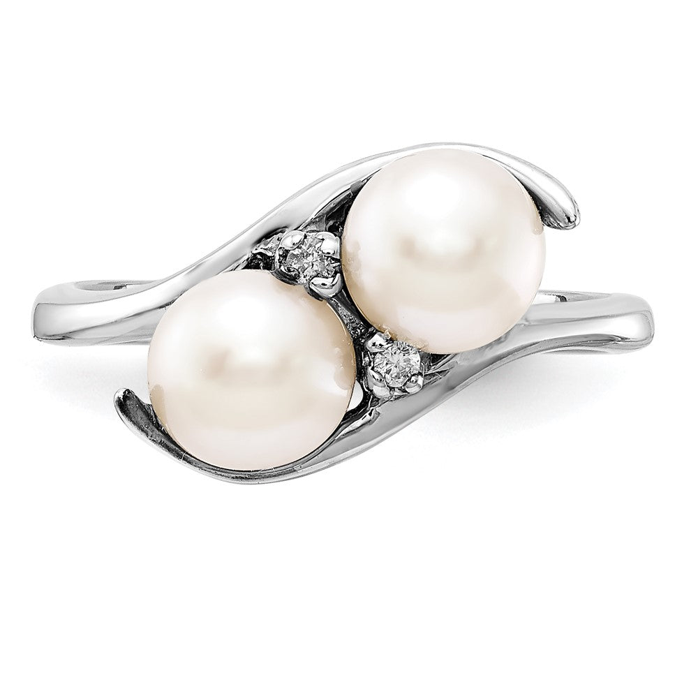 14k White Gold 6mm FW Cultured Pearl A Real Diamond ring