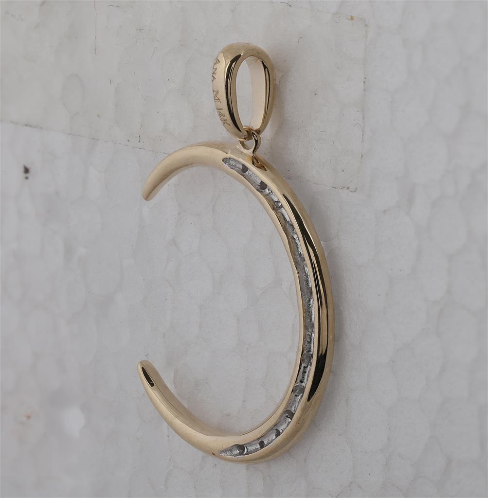 14k Yellow Gold Round Diamond Crescent Moon Pendant 1/6 Cttw