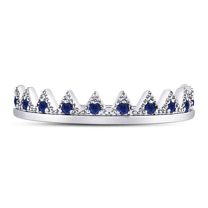 14kt White Gold Round Blue Sapphire Chevron Stackable Band Ring 1/10 Cttw