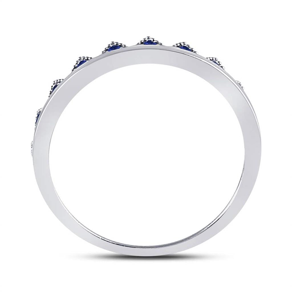 14kt White Gold Round Blue Sapphire Chevron Stackable Band Ring 1/10 Cttw