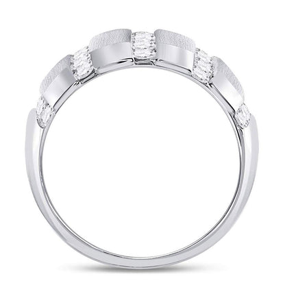 14k White Gold Round Diamond Striped Matte Wedding Band Ring 1-1/2 Cttw