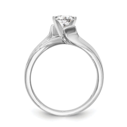 14kw Peg Set Simulated Diamond Engagement Ring