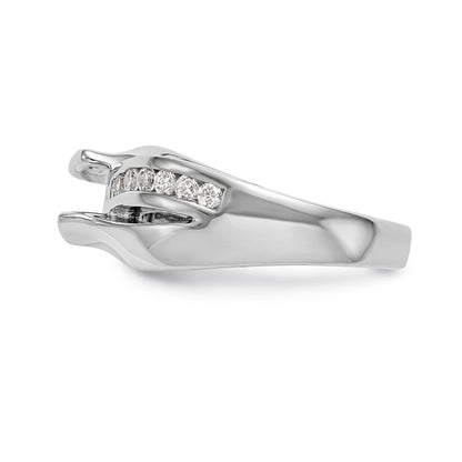 14kw Peg Set Simulated Diamond Engagement Ring