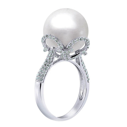 Windsor Pearls« 14.0 - 15.0mm Cultured Freshwater Pearl and White Topaz Ring in Sterling Silver