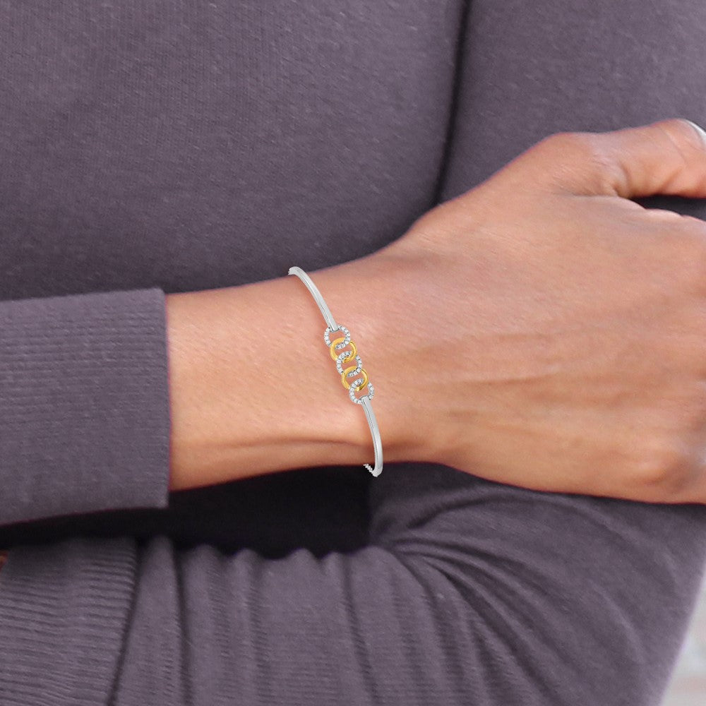 14k Two-tone Polished Natural Diamond Circles Bar 7in w/.5in ext Bracelet