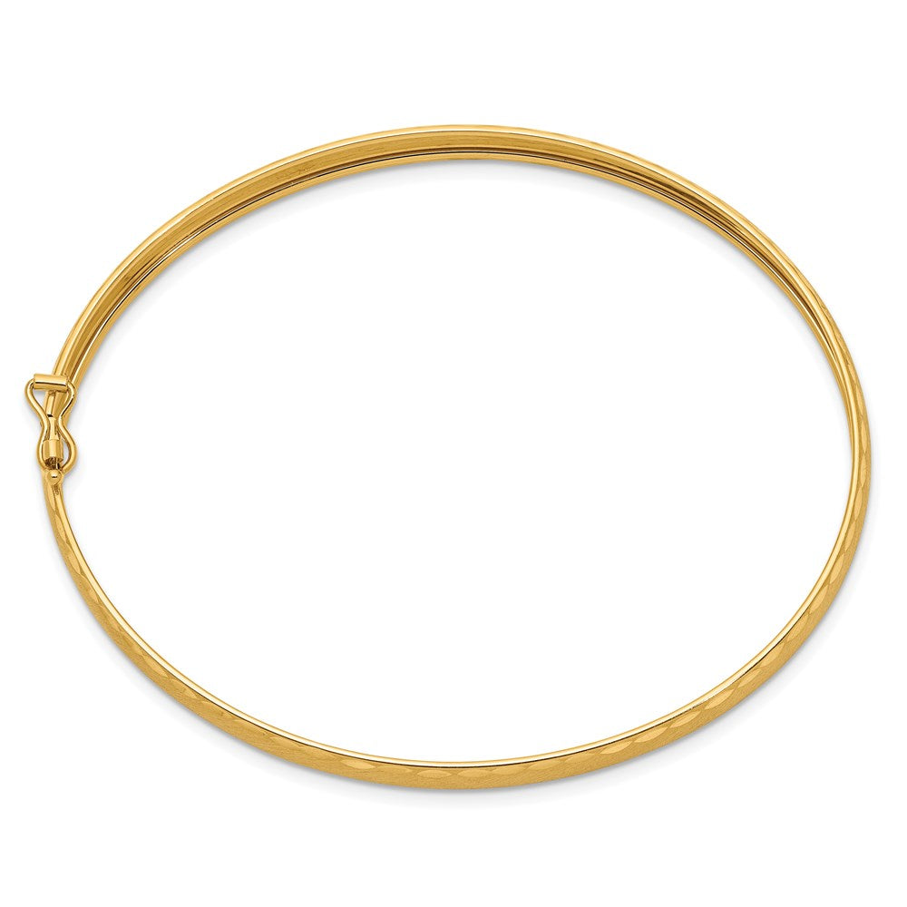 14k Yellow Gold Satin Diamond-cut Edge Oval Flexible Bangle