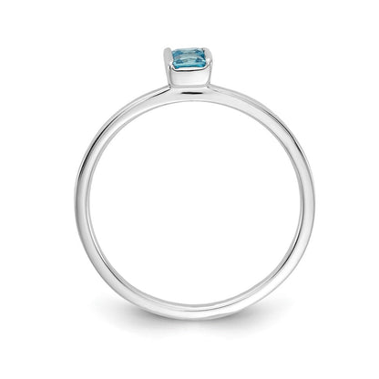 14k White Gold Blue Topaz Ring