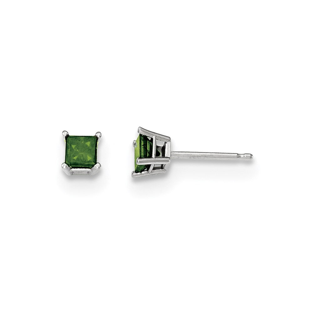 14K White Gold .50ct. Green Real Diamond Stud Earrings XE2794