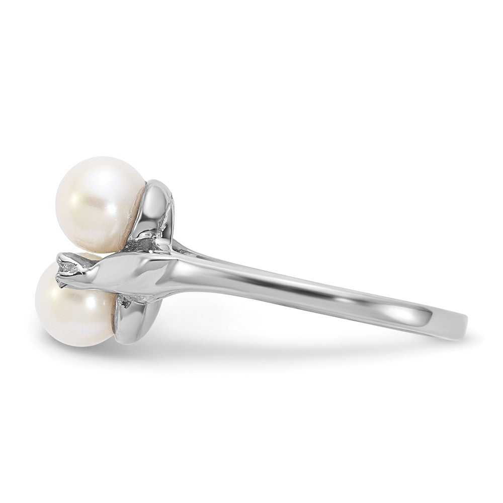 14k White Gold 5mm FW Cultured Pearl AAA Diamond ring