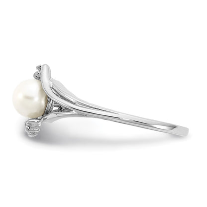 14k White Gold 5mm FW Cultured Pearl AAA Diamond ring