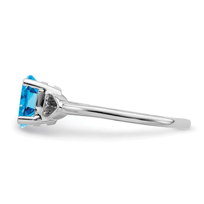 14k White Gold 7x5mm Oval Blue Topaz ring