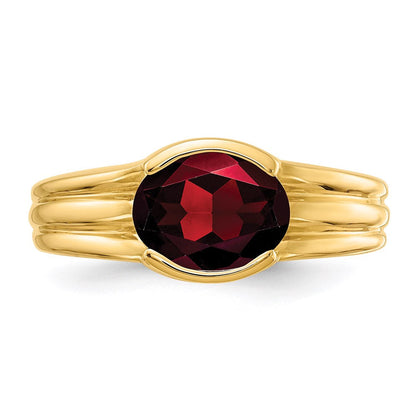 14K Yellow Gold 8x6mm Oval Garnet ring