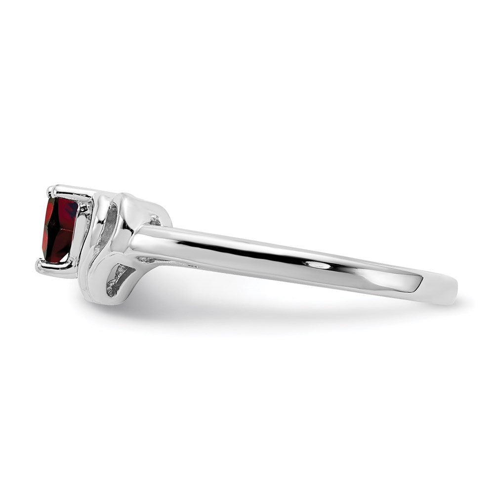 14k White Gold 4mm Heart Garnet A Real Diamond ring
