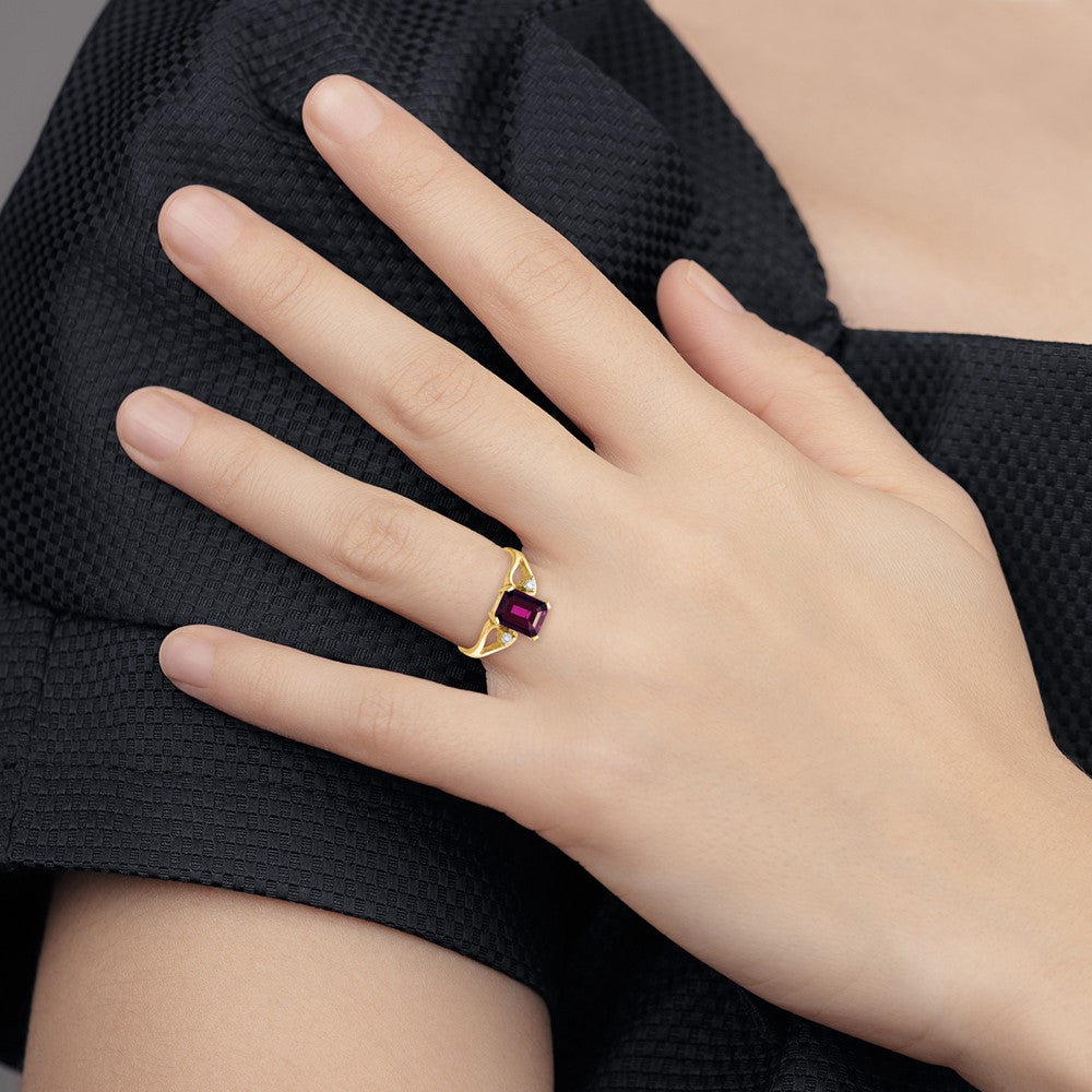14k Yellow Gold 8x6mm Emerald Cut Rhodolite Garnet AAA Diamond ring