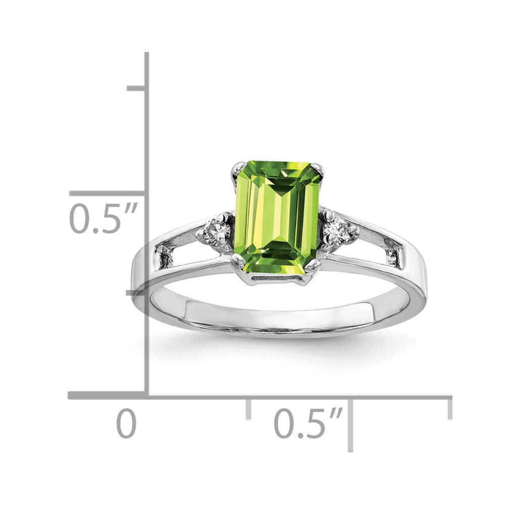 14k White Gold 7x5mm Emerald Cut Peridot VS Diamond ring