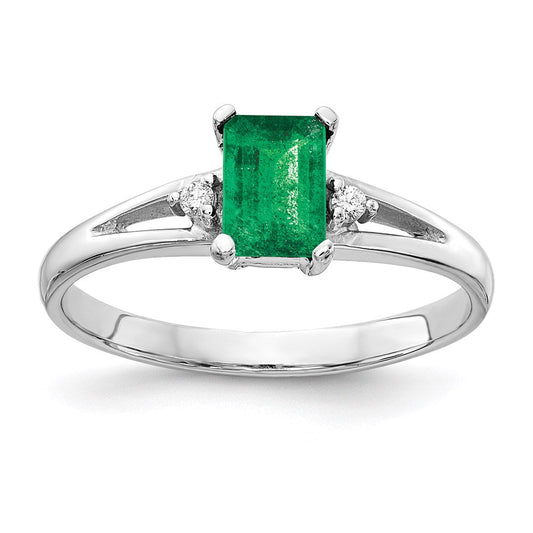 14k white gold 6x4mm emerald cut emerald a real diamond ring y4762e a